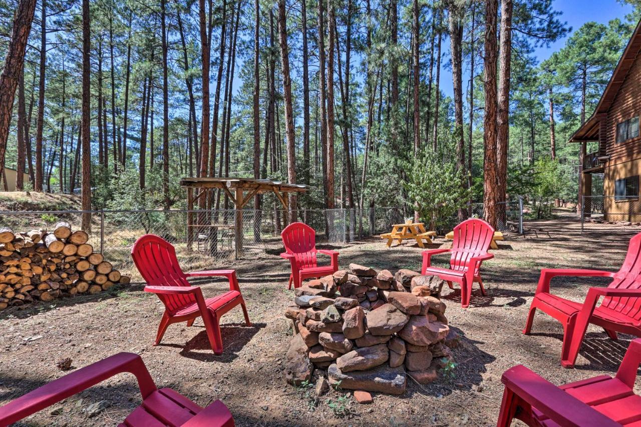 Strawberry Cabin With 2-Story Deck Dogs Welcome! Pine Luaran gambar